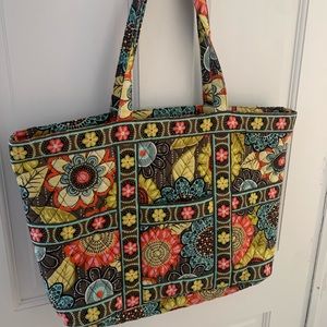 Vera Bradley tote